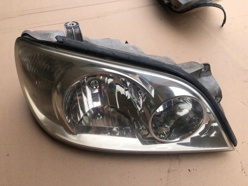 фото №1, Правая лампа передняя фара правый перед kia carnival 2001-2005