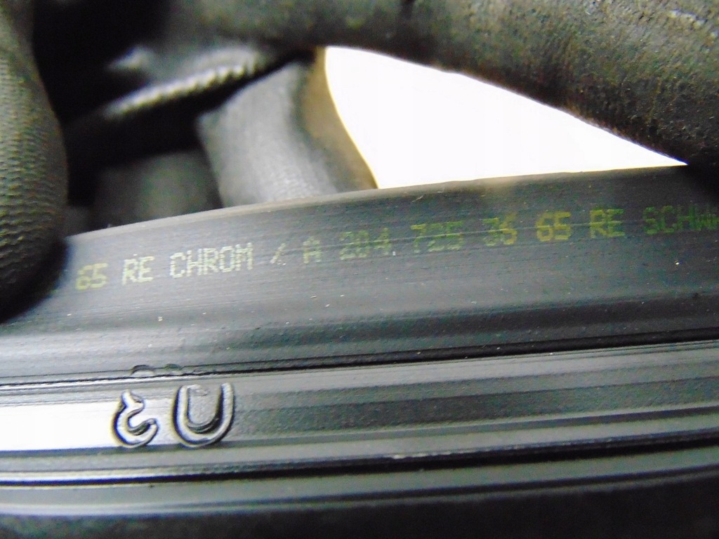 фото №14, Молдинг ущільнювач правий перед mercedes glk a2047253665