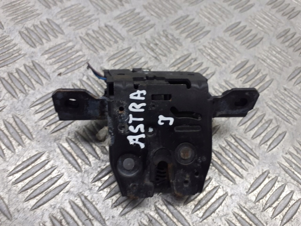 фото №1, Замок кришки багажника opel astra j hb 5d