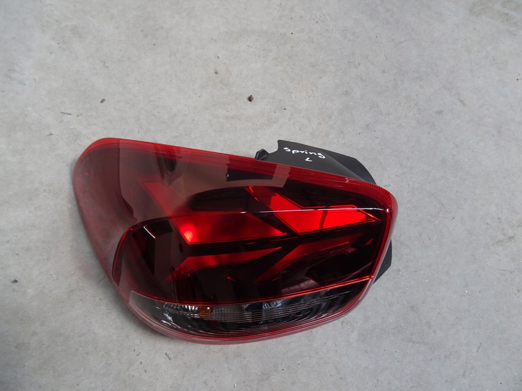 фото №1, Левая задняя задняя лампа dacia spring