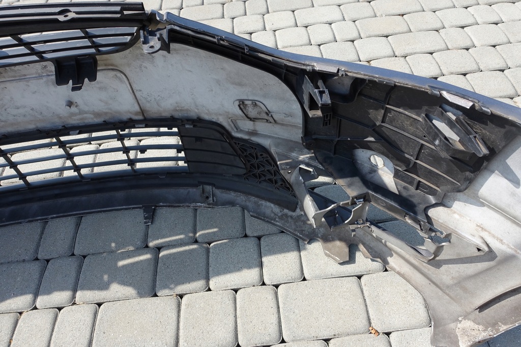 фото №8, Ford galaxy mk2 lift бампер передний оригинал решётка радиатора кронштейн