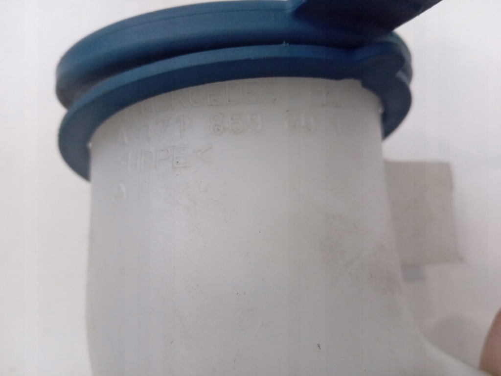 фото №4, Заливна горловина бака омивача mercedes slk w171 r171