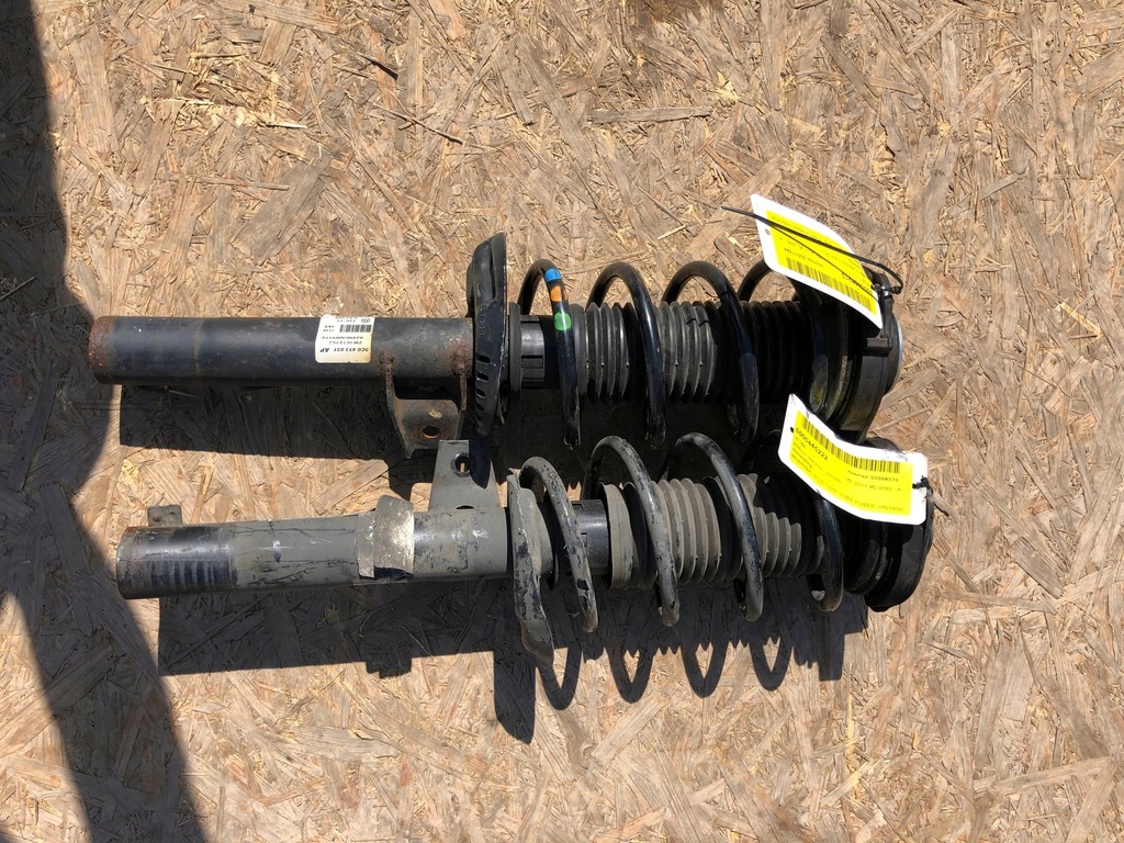 фото №1, Амортизатор пружина vw jetta 5c0413031ap 2011