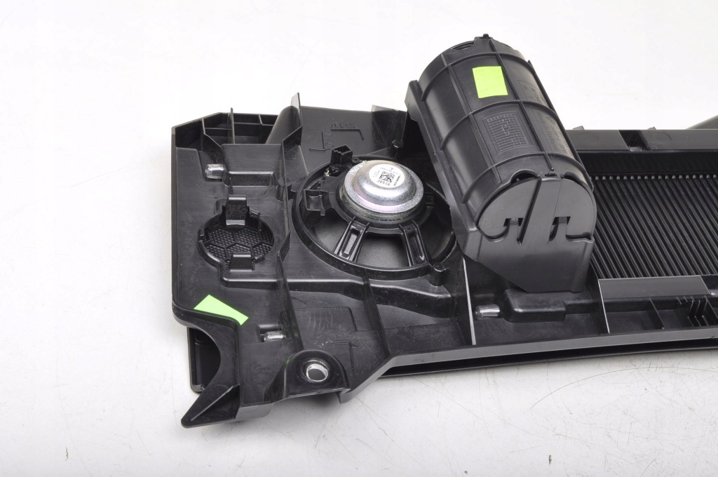 Porsche 718 cayman 982 бардачок боковой правая  задний 981555735 Цена