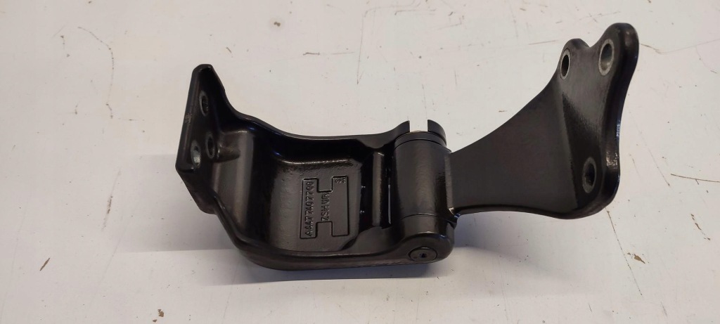 Купити Mercedes vito w447 петля двері праві задній a4477407700
