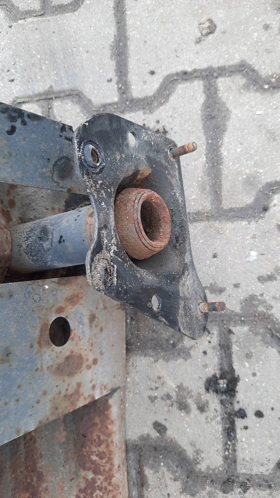 фото №8, Балка бампера задняя 1s71-17912-al ford mondeo mk3 hb