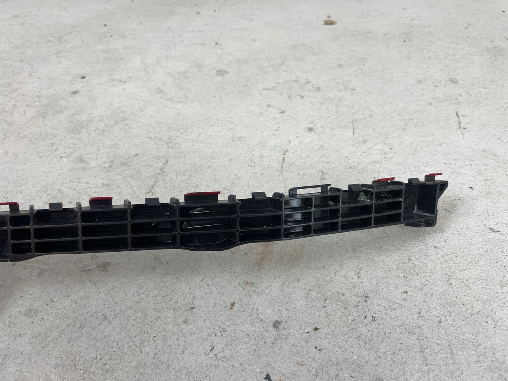 фото №8, Кронштейн монтажный бампера правый задняя задний suzuki baleno 71821-68p0