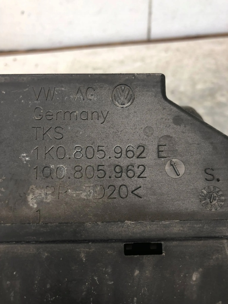 фото №6, Повітрозабірник повітропровід повітря vw golf vi 1k0805971c 1k0805962e