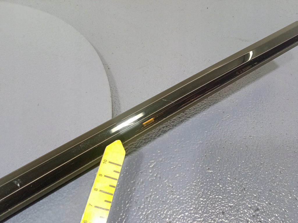 фото №5, Audi q8 rsq8 4m8 молдинг ущільнювач двері задня ліва 4m8839475c