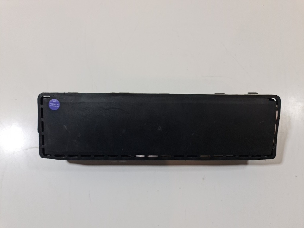 фото №1, Tesla model s 2012- подушка воздушная na колени 1005259-00-f