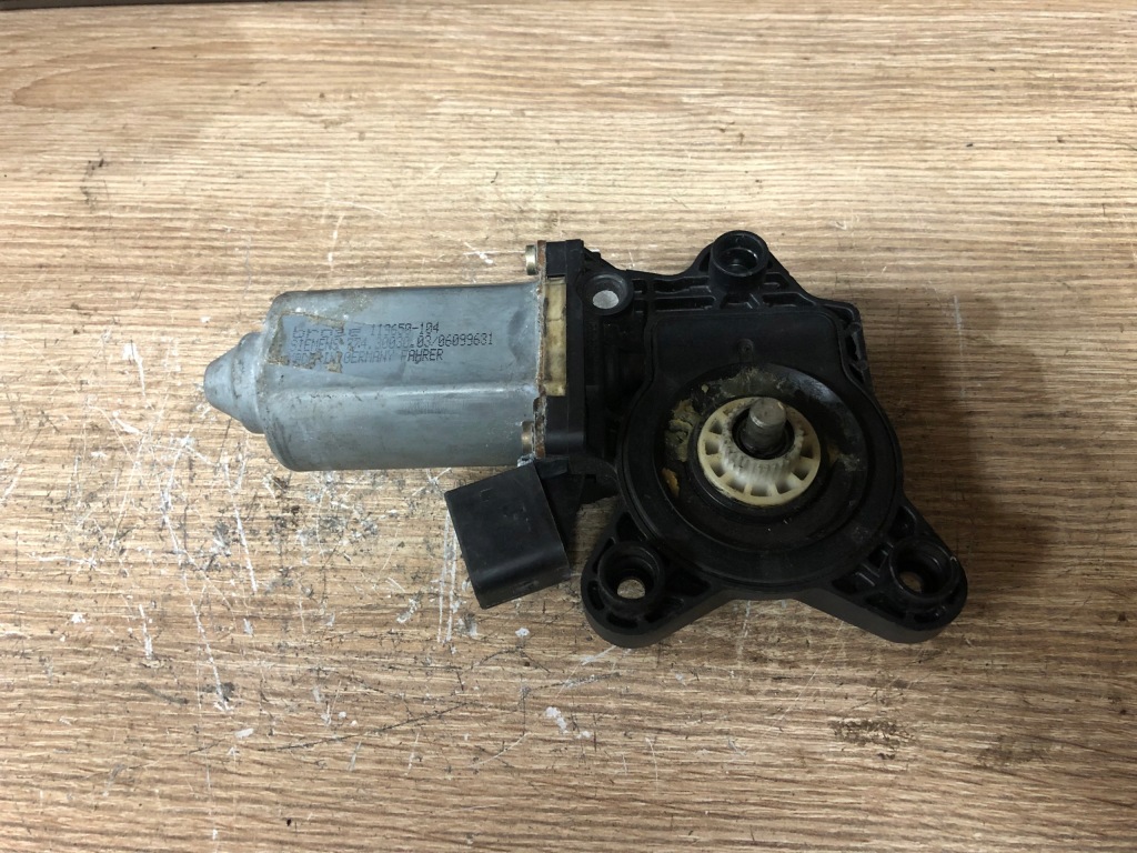 119650-104 моторчик стекло левый mercedes w220 Киев