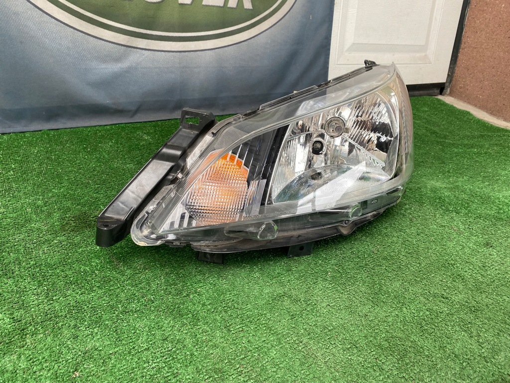 фото №13, Лампа левая перед nissan nv200 оригинальный номер 26060bj10a