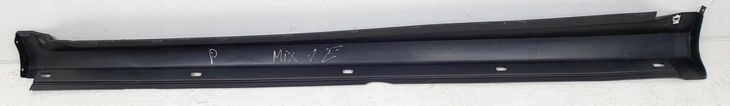 Накладка  накладка порога  правая mercedes w169 a1696100808 в Украине