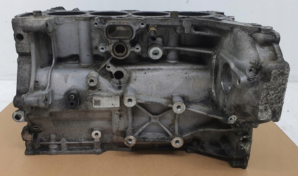 Блок двигуна aj200 204dtd jaguar xe x760 2.0d Недорого