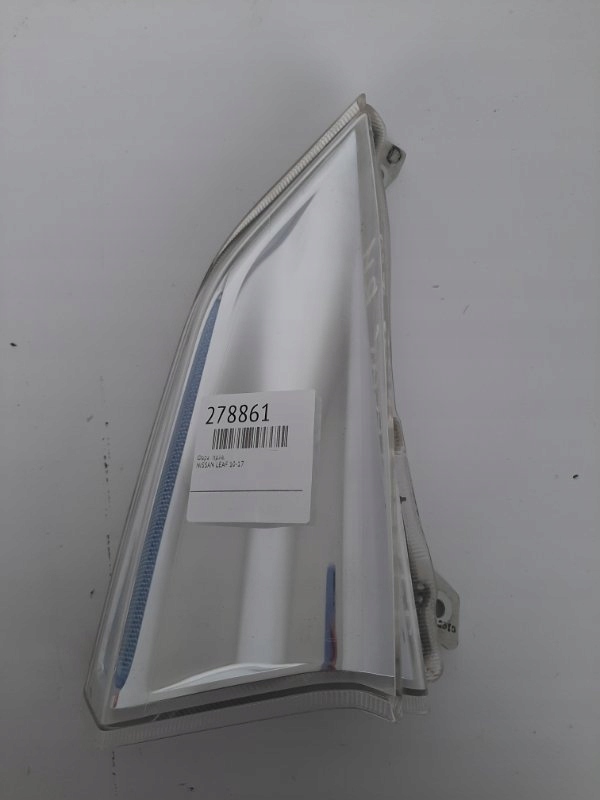 фото №1, Nissan leaf 10-17 - поворотник правый