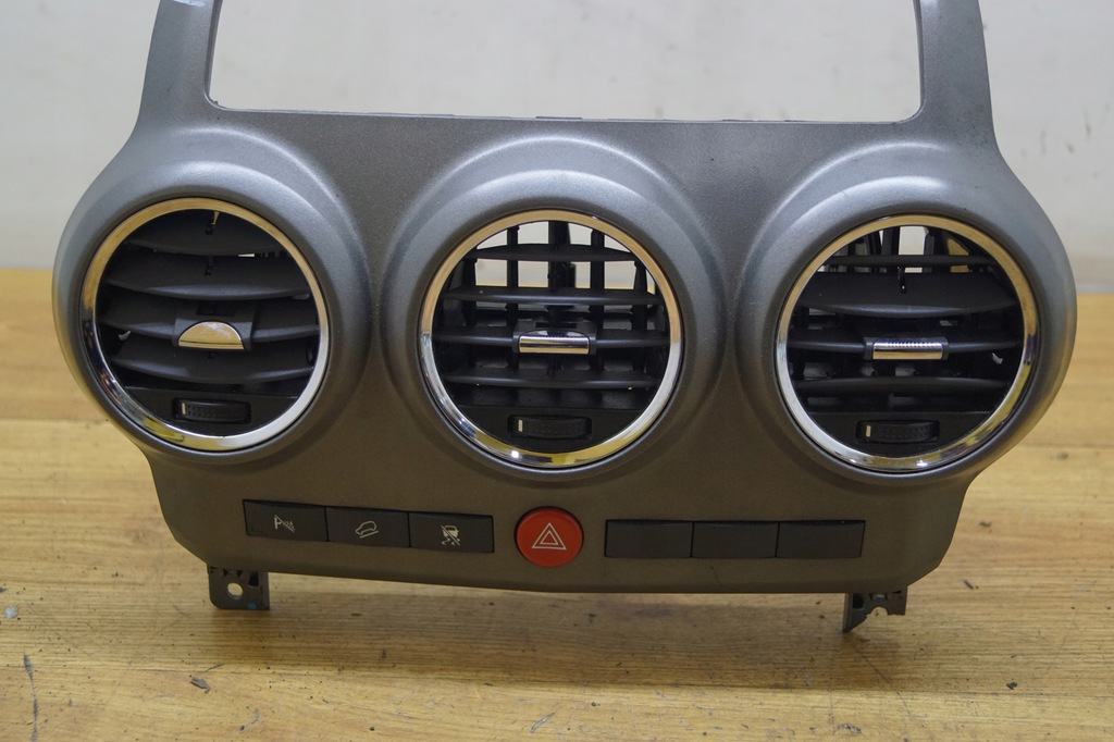 фото №2, Рамка радио переключатели opel antara