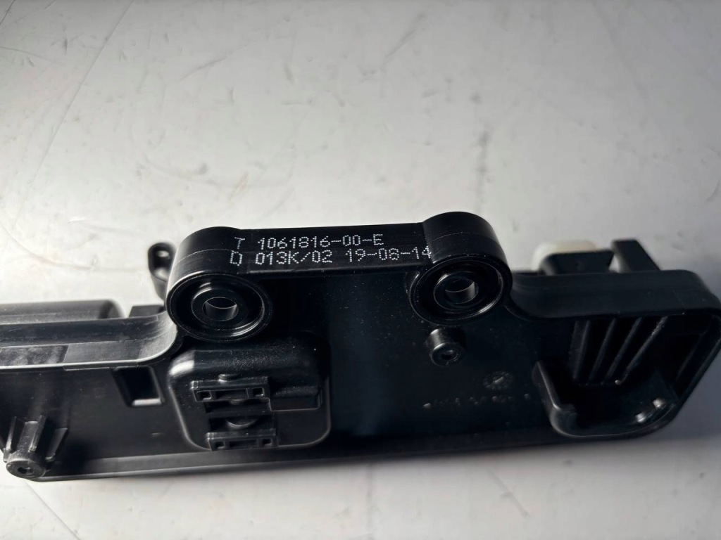 фото №4, Замок капот tesla model s/x