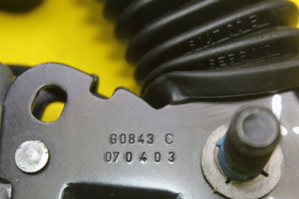 фото №8, Кліпса натягувач поперечина лівий перед jumper ii boxer ii ducato iii 606372700d