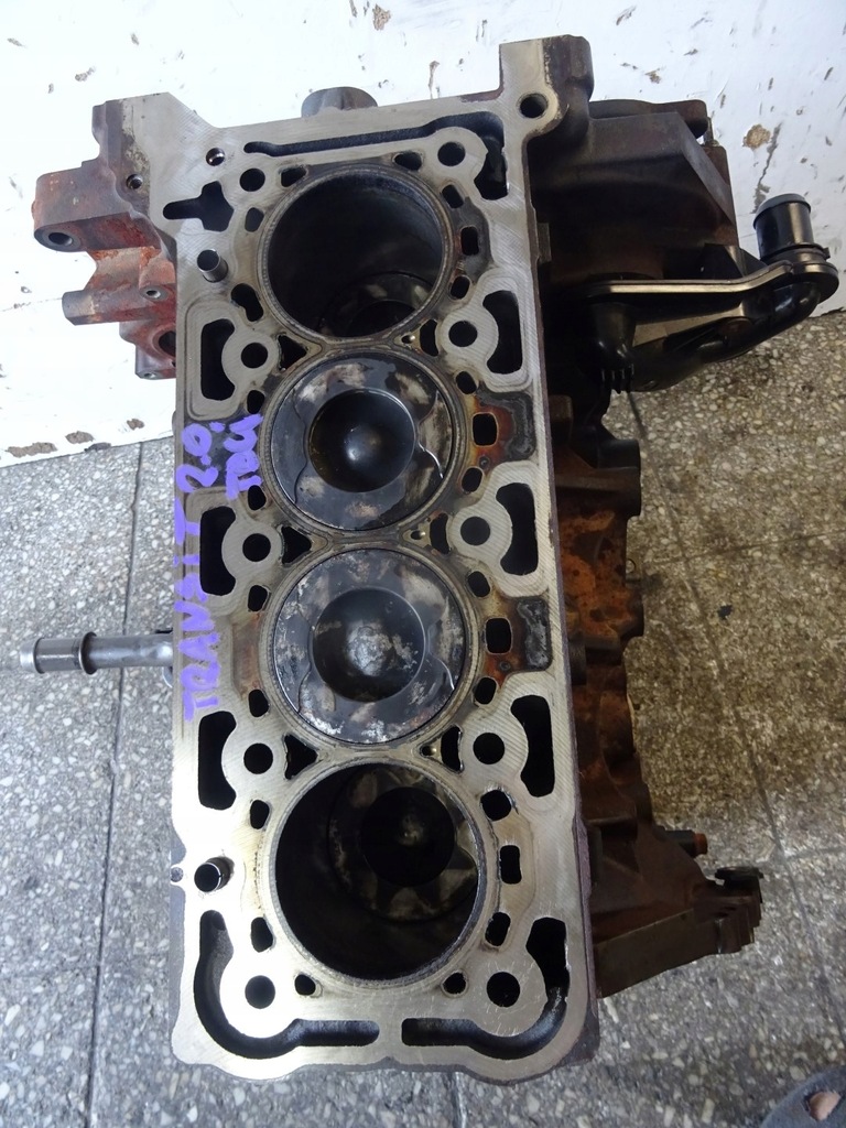 фото №10, Dół двигуна блок wał поршні ynr6 transit mk8 2.0 tdci rwd