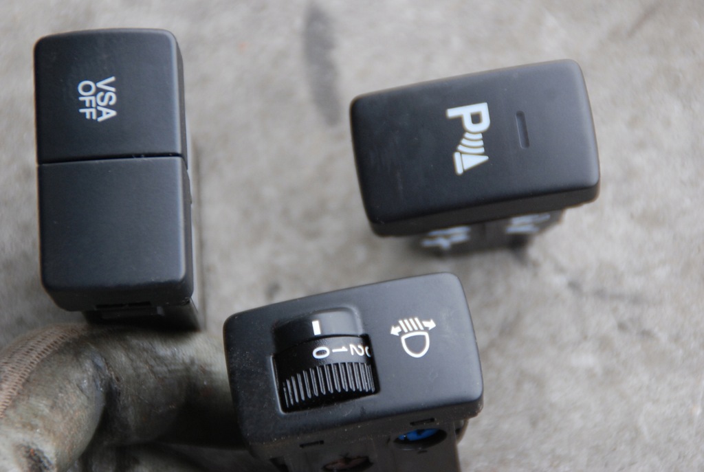 фото №1, Honda cr-v iii панель кнопка клавіша 06-12