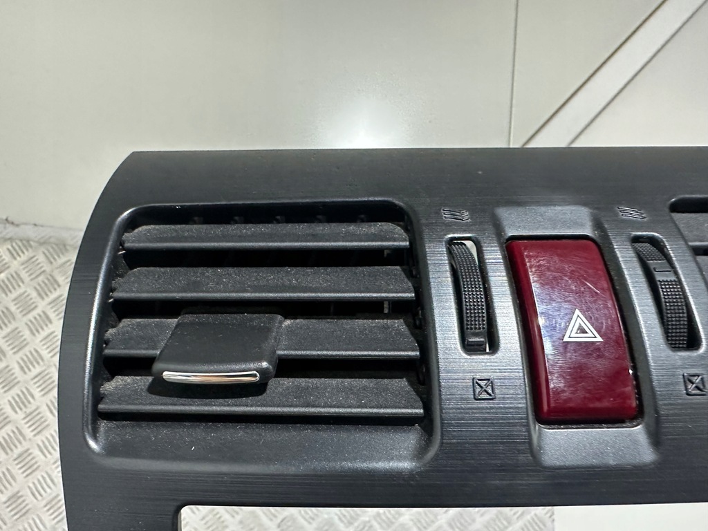 фото №3, Subaru xv рамка радио решётка решётки обдув