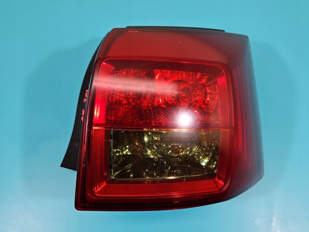 фото №1, Лампа задняя правая peugeot 4007 koito