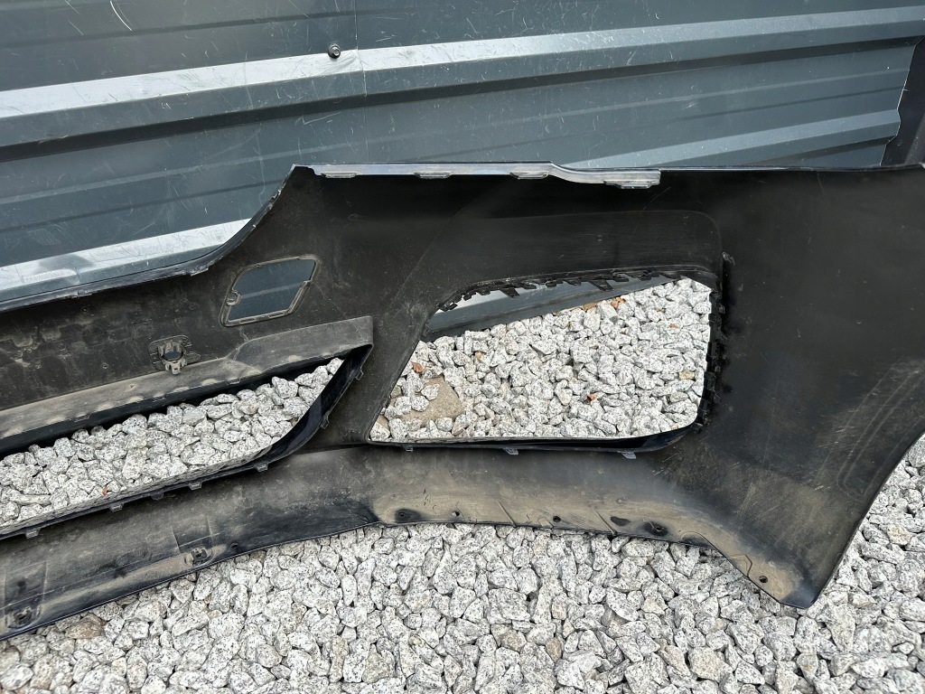 Bmw оригінальний номер 8098644 бампер передній Зі Шроту