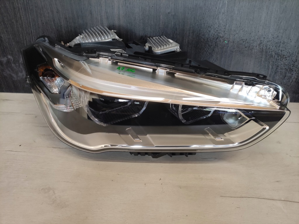 фото №1, Лампа права перед led bmw x1 f48 7436462