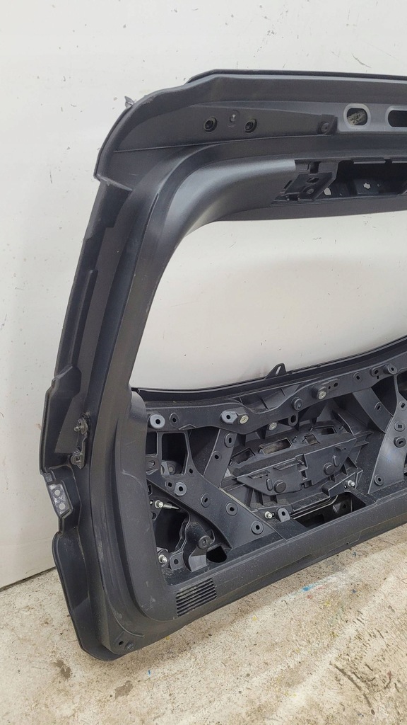 фото №10, Toyota corolla e21 kombi 18- крышка багажника крышка багажника задняя задняя fv