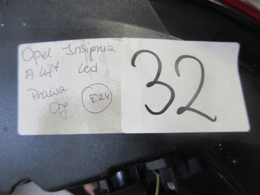 Фара задний  правый  insignia a рестайлинг  led оригинал hb с Разборки