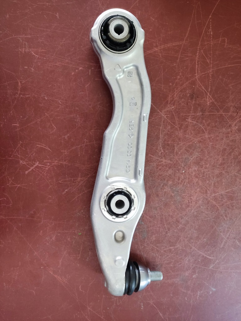 фото №1, Рычаг перед mercedes w214 2140300 новый