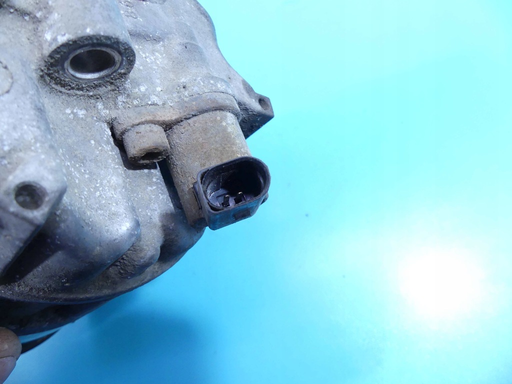 фото №9, Компресор кондиціонера vw jetta v 1k0820803r