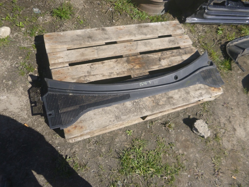 фото №1, Жабо renault clio iii 8200290131