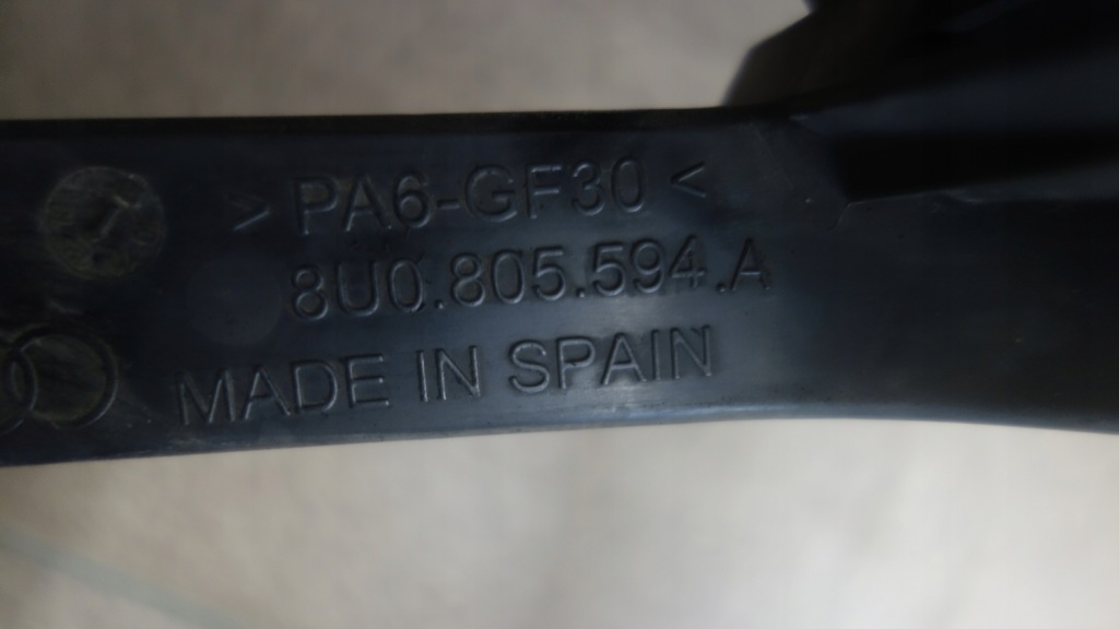 Audi q3 8u0 ремінь передній підсилювач 8u0805594a Ціна