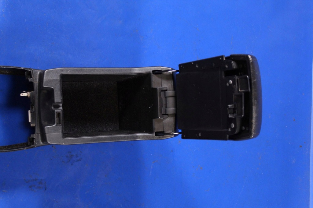 фото №11, Подлокотник туннель средний outback iv 09-14r