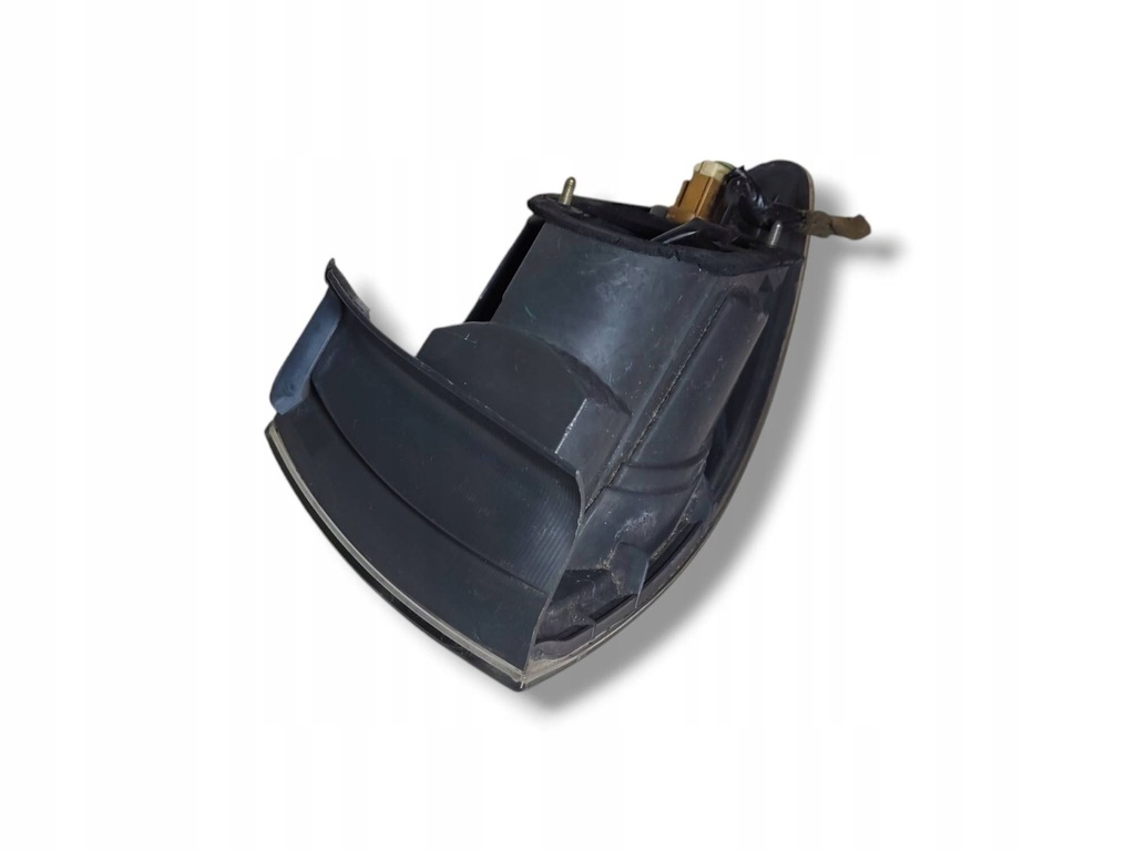 фото №7, Mazda 6 2002 задня сторона ліва лампа задня