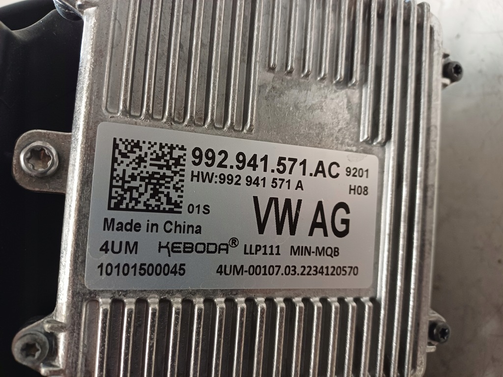 фото №10, Skoda kamiq 19- лампа левая перед full led 658941015d