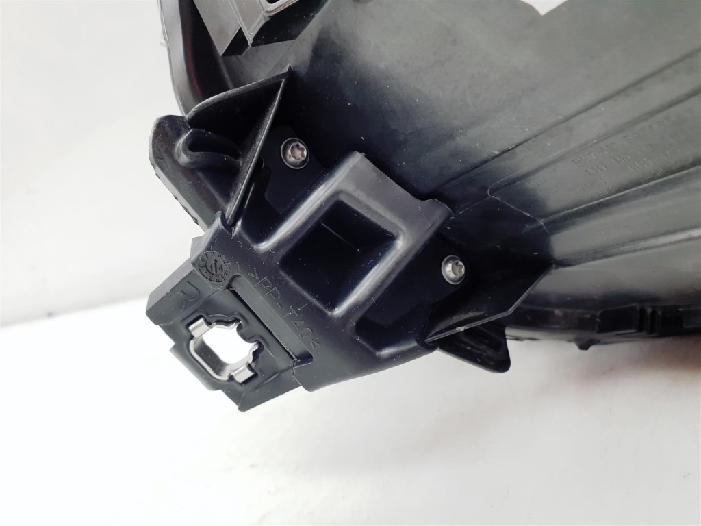 Mini f55 f56 f57 рестайлінг  lci правий фара перед led адаптивний чорна чорний  європа  !! в Україні