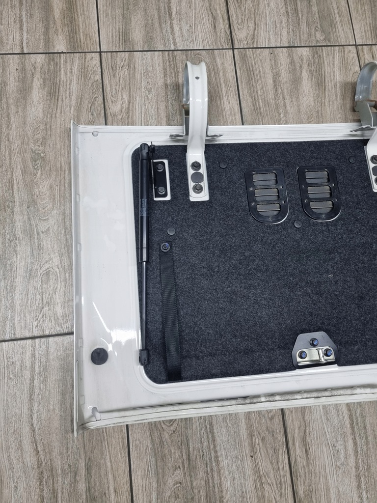 фото №8, Крышка багажника бардачка дверца петли левая полный volvo fh 4 fh 5