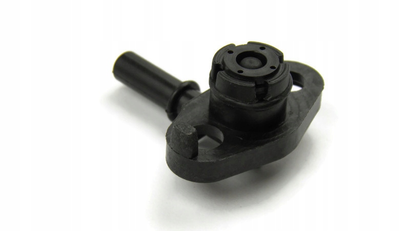 фото №13, Патрубок насоса вакуум 1.6 tdci focus galaxy mondeo