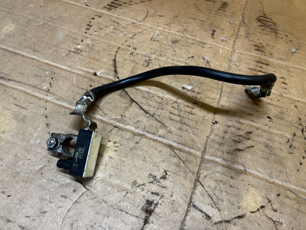 фото №1, Клема мінусова негативна шланг акумулятор mercedes gl x166