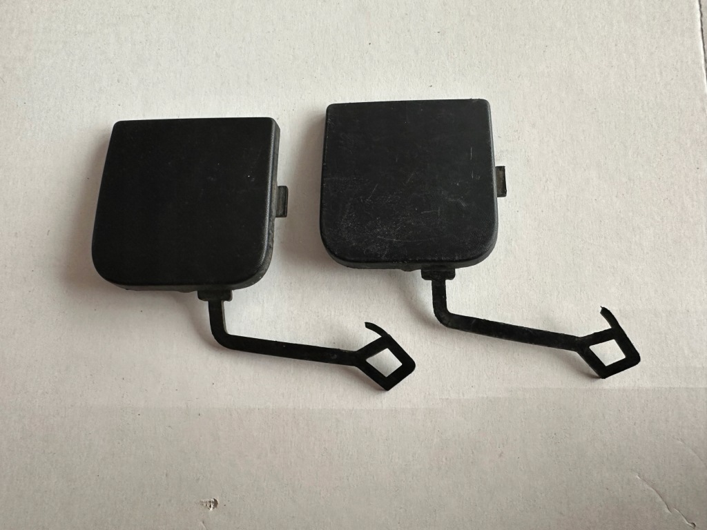 Купити Заглушка бампера задній 9810220277 jumpy expert proace 16-