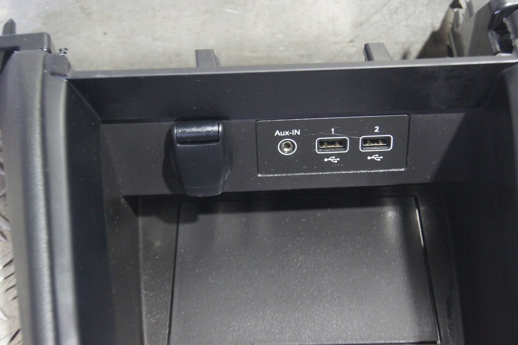 фото №12, Зарядное устройство индукционная рамка рычаг передач clio v