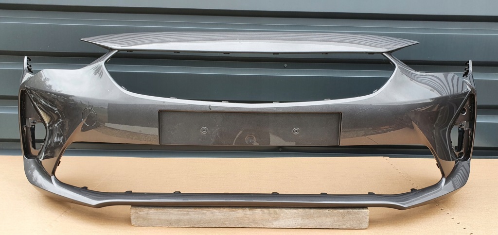 фото №1, Opel corsa f gsi бампер перед оригинал e213