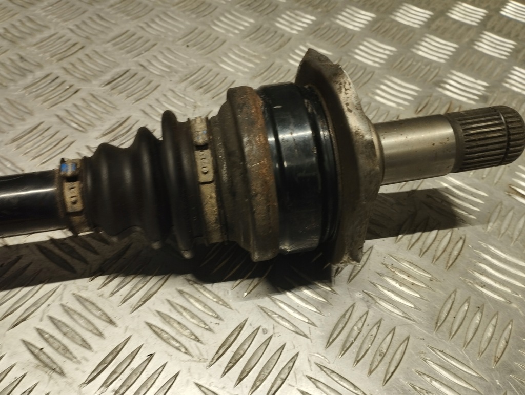 фото №14, Bmw f10 f11 привідний вал права задня 7581018