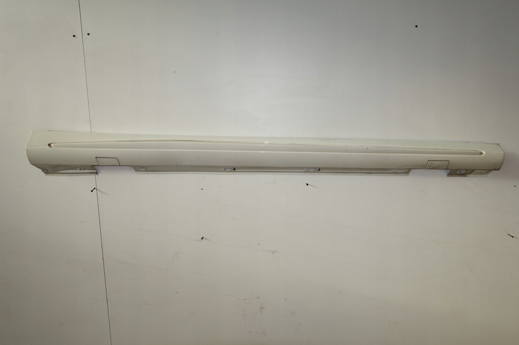 фото №9, Mercedes w176 накладки порогові пороги 650 молдинг поріг amg права 1766980051