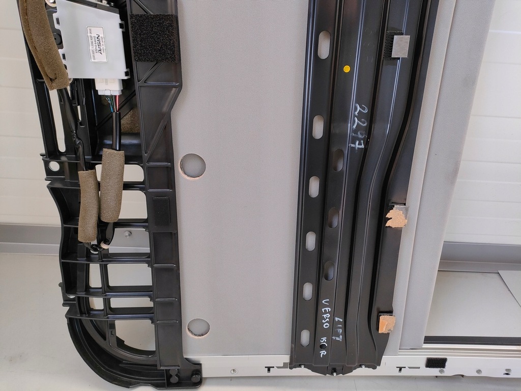 фото №3, Toyota verso lift люк