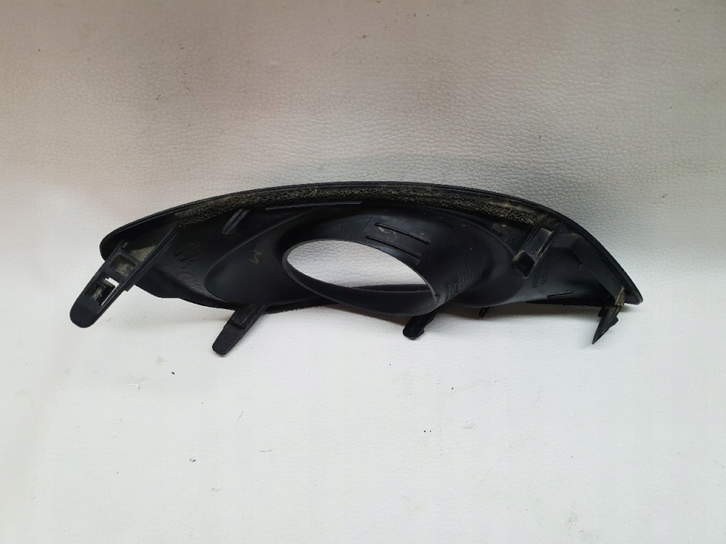 Toyota avensis 2 t25 рестайлинг  решётка w бампер перед с Разборки