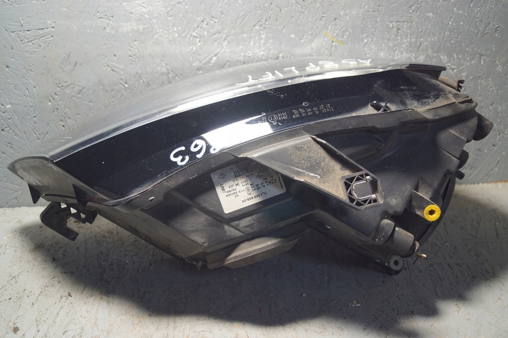 фото №11, Лампа правый перед audi a3 8p lift 08-