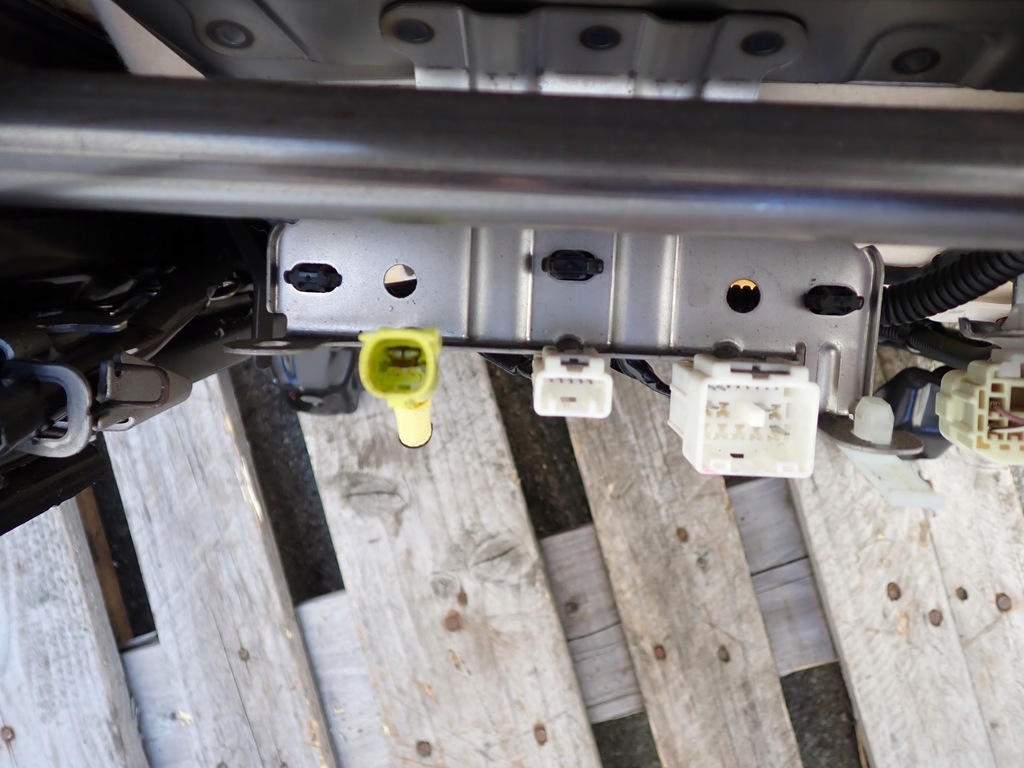 фото №11, Сиденье пассажира левый полукожа lexus is iii 200t 300 po lift 2018 europa